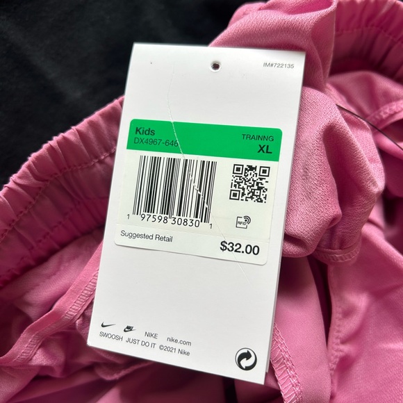 NWT Nike Girls Set size XL - Picture 3 of 3